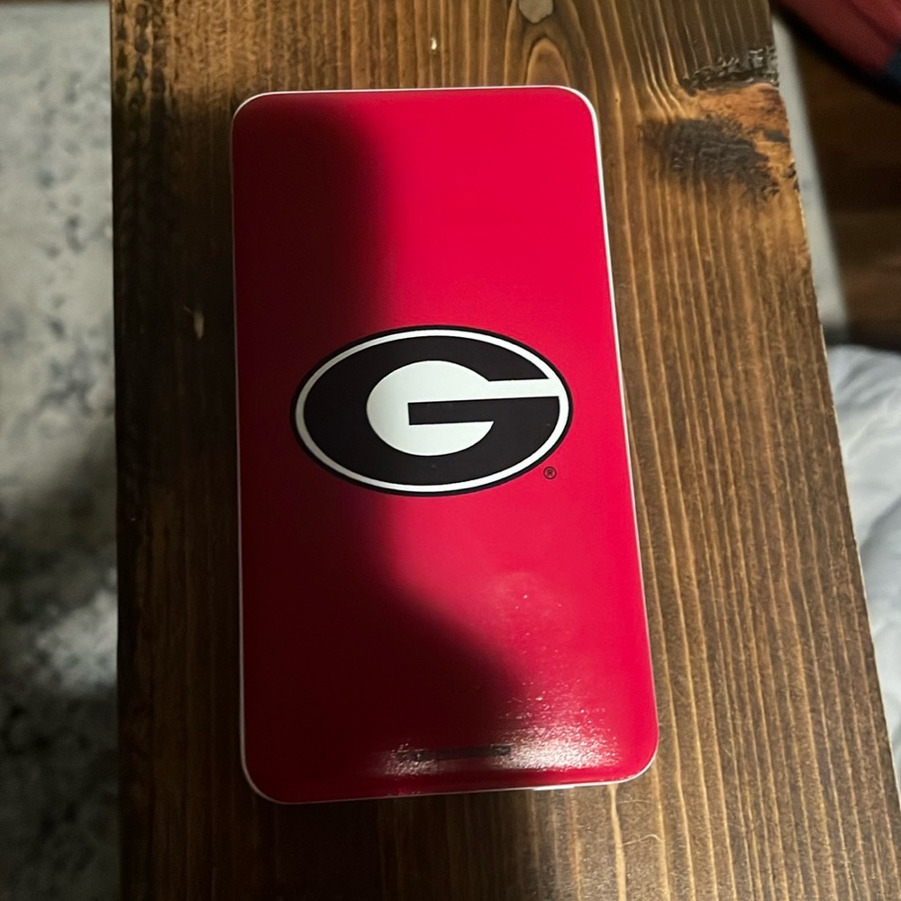 Georgia Bulldogs Portable Charger